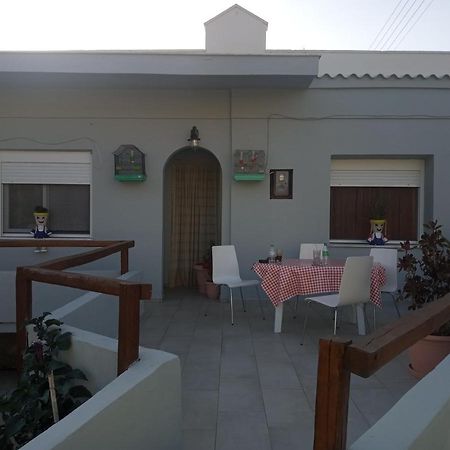 Katerina'S Apartments 金尼昂 外观 照片