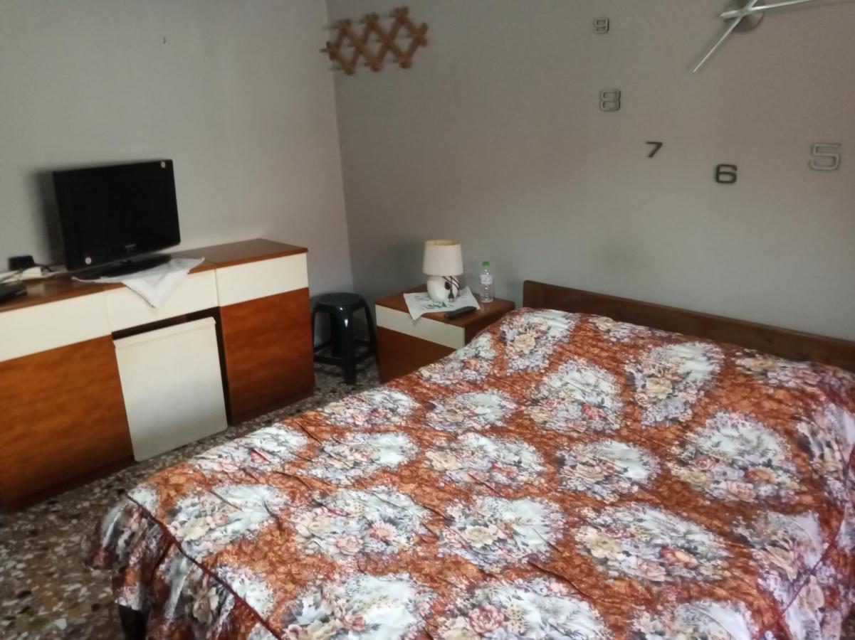 Katerina'S Apartments 金尼昂 外观 照片