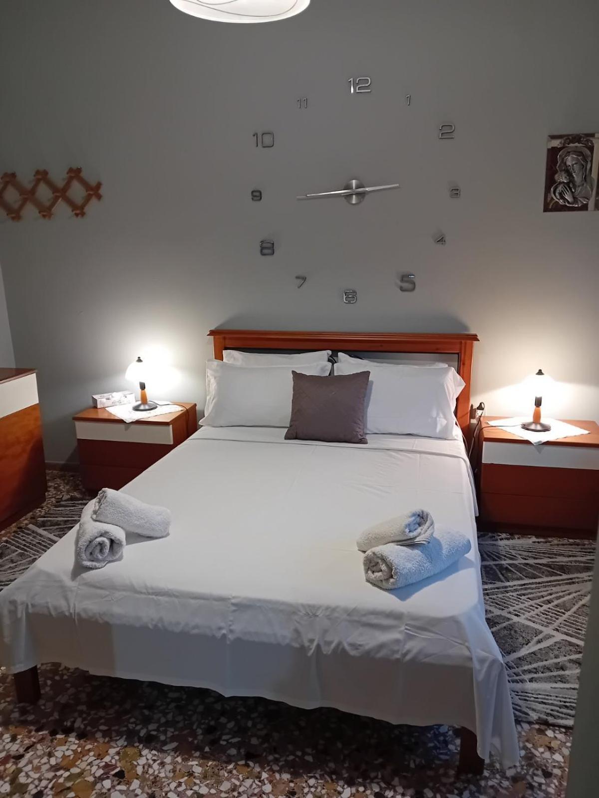 Katerina'S Apartments 金尼昂 外观 照片